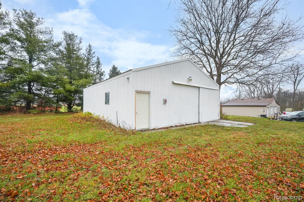 15411 33 MILE Road, Armada, MI — Photo 23