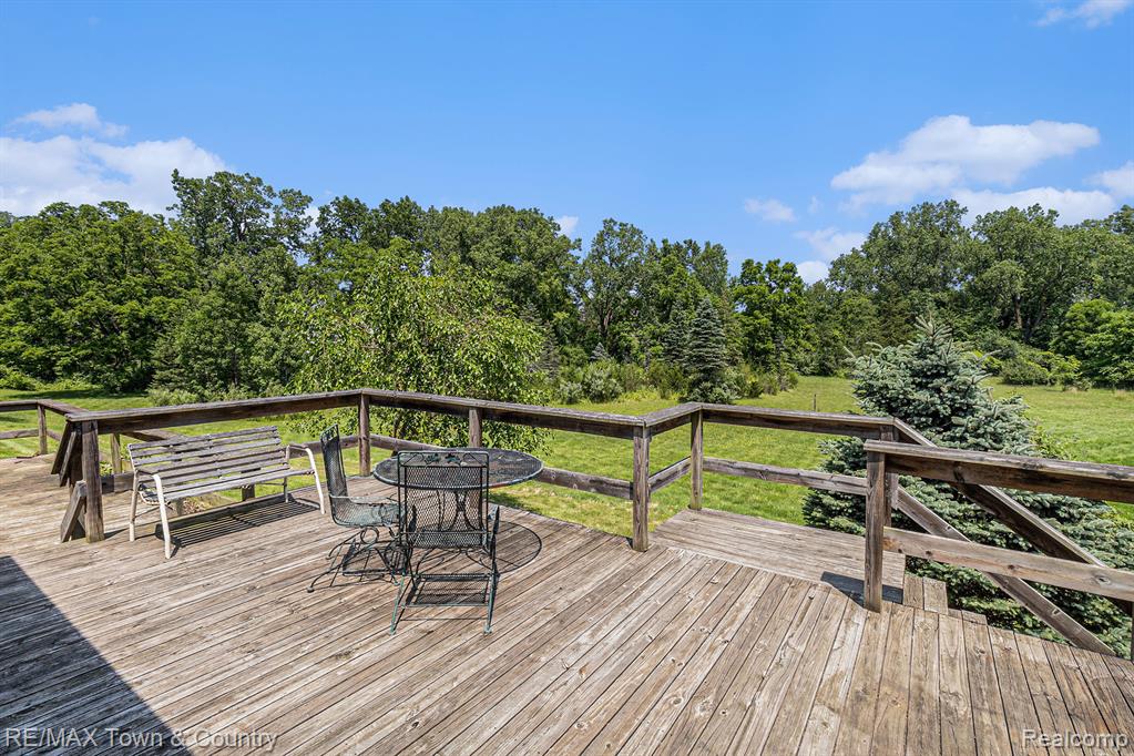 7346 Potter Road, Flushing, MI 48433 — Photo 34