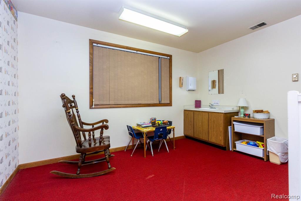 38505 Dequindre Road, Troy, MI 48083 — Photo 12
