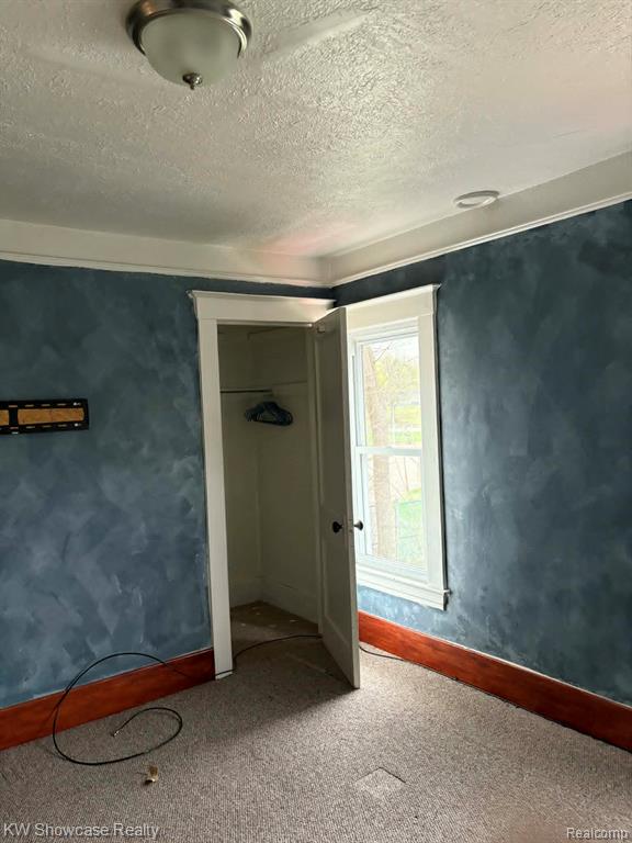 22 Augusta Avenue, Pontiac, MI 48341 — Photo 9