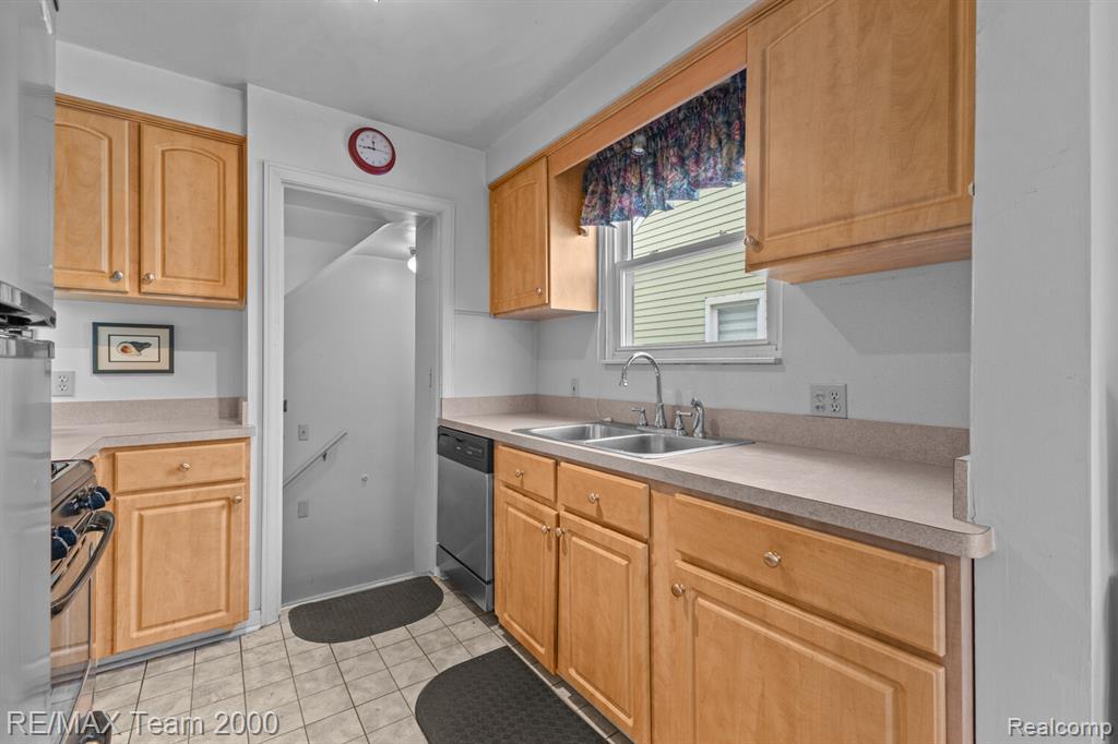 4845 Westland Street, Dearborn, MI 48126 — Photo 7
