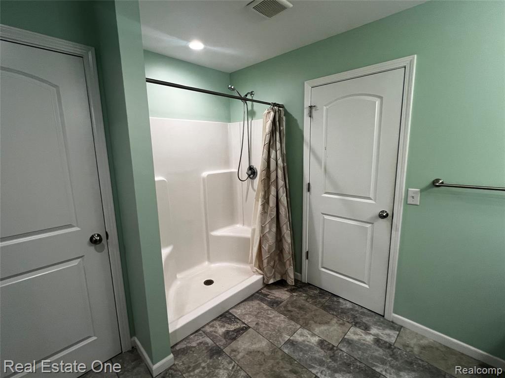 25260 32 Mile Road, Lenox, MI 48050 — Photo 15
