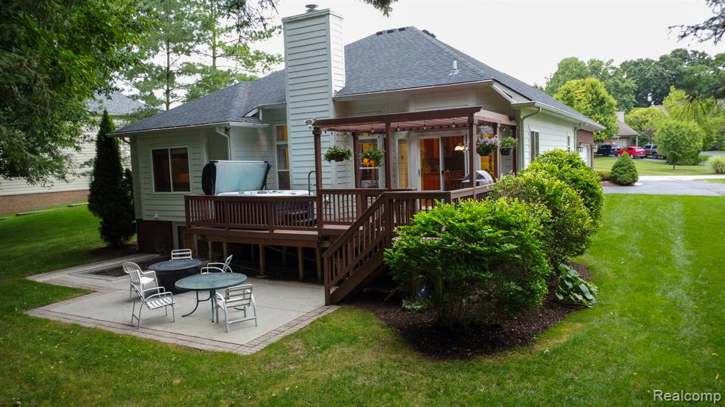 7185 Elderwood Circle, Clarkston, MI — Photo 50