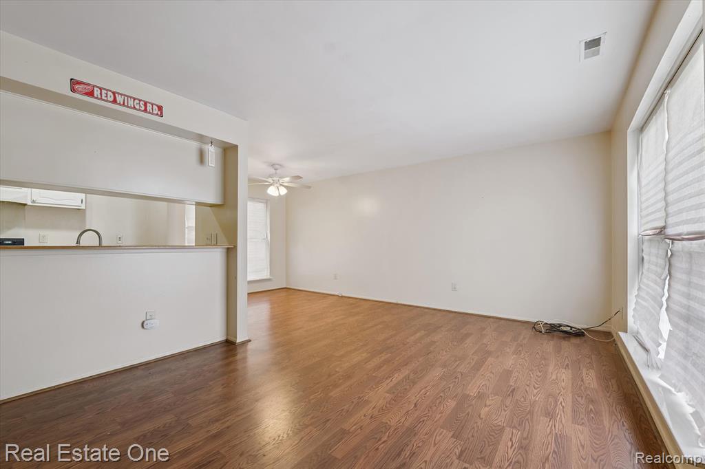 44407 Newburyport Drive, Canton, MI 48187 — Photo 5