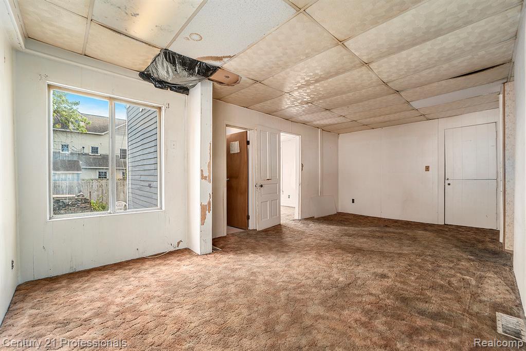 428 East Street, Rochester, MI 48307 — Photo 20