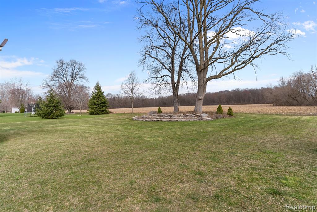 5188 Walkabout Lane, Swartz Creek, MI 48473 — Photo 34