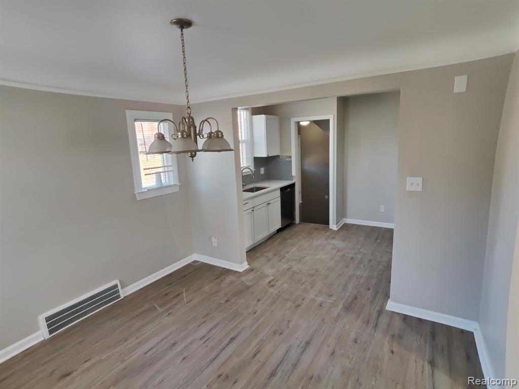 8354 COYLE Street, Detroit, MI 48228 — Photo 7