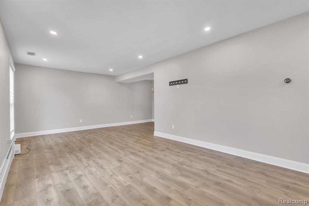 6964 Harvard Lane, Canton, MI 48187 — Photo 7