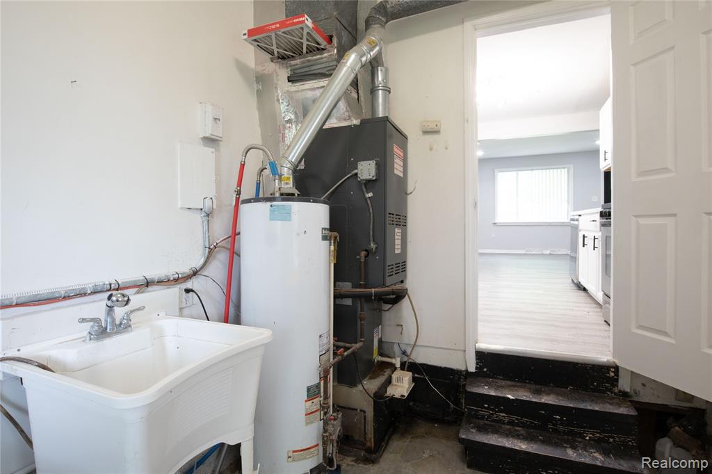 39751 Sylvia Street, Harrison Township, MI — Photo 16