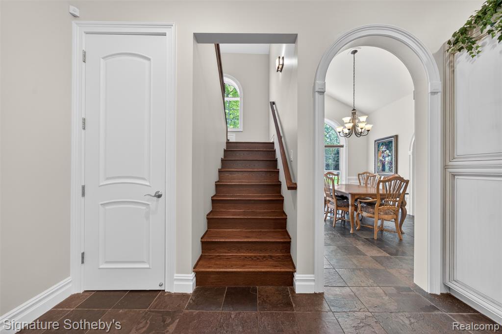 900 Hill Hollow Lane, Milford, MI 48381 — Photo 20