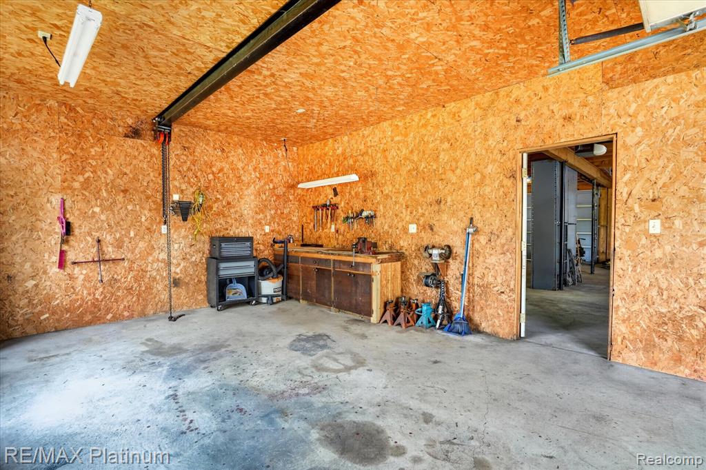 12273 Pinebrook Lane, South Lyon, MI 48178 — Photo 44