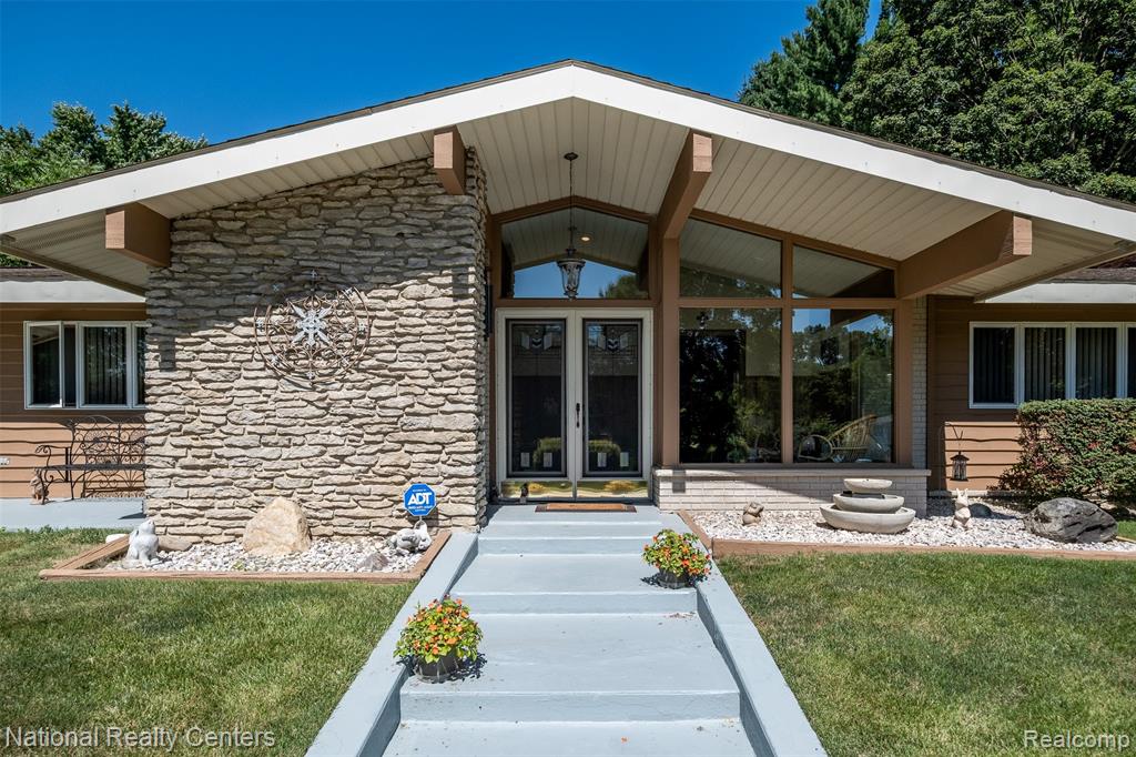 7317 Bircklan Drive, Canton, MI 48187 — Photo 14