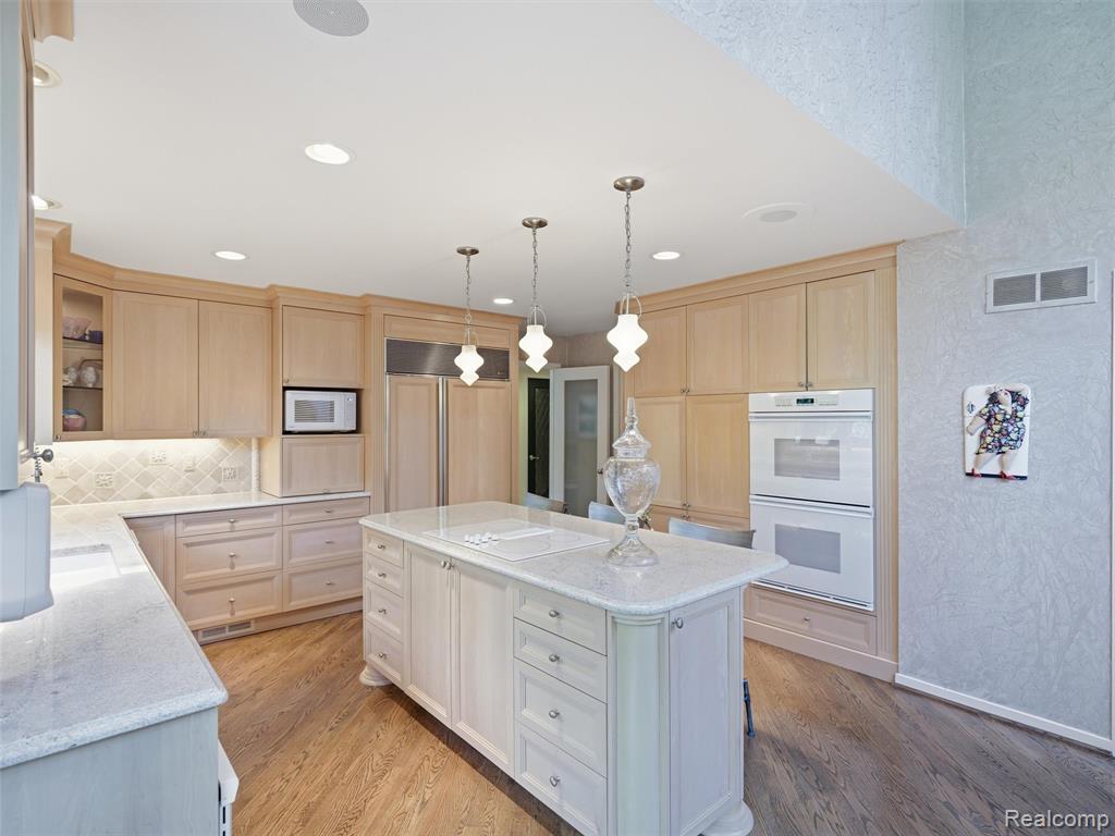 4751 Rolling Ridge Road, West Bloomfield, MI 48323 — Photo 13