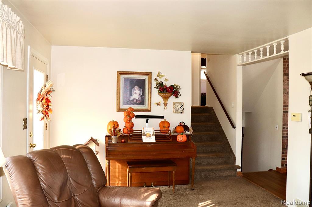 11635 Peelman Drive, Lennon Vlg, MI 48449 — Photo 9