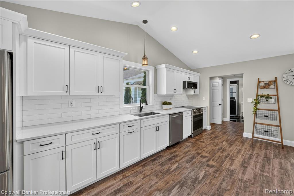 43 Hartley Street, Lapeer, MI 48446 — Photo 10