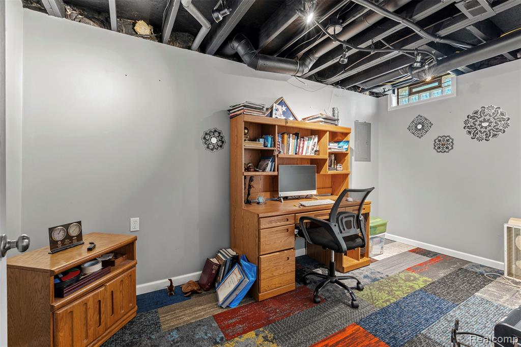 37293 Amhurst Drive, Westland, MI — Photo 20