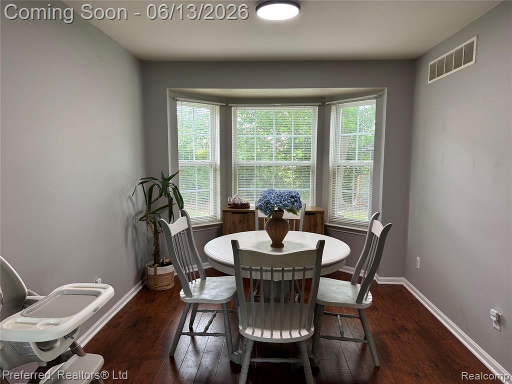 6536 Greenbriar Drive, Van Buren, MI 48111 — Photo 8