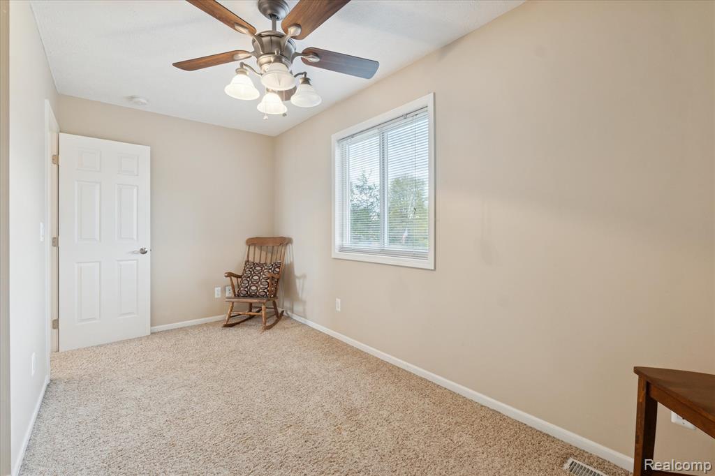 275 Harvard Drive, Howell, MI 48843 — Photo 33