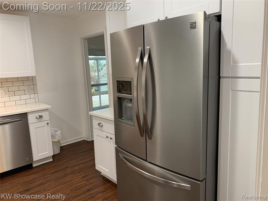 462 Algene Street, Lake Orion, MI 48362 — Photo 3