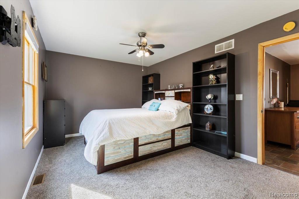 572 CASEMER Road, Lake Orion, MI — Photo 52