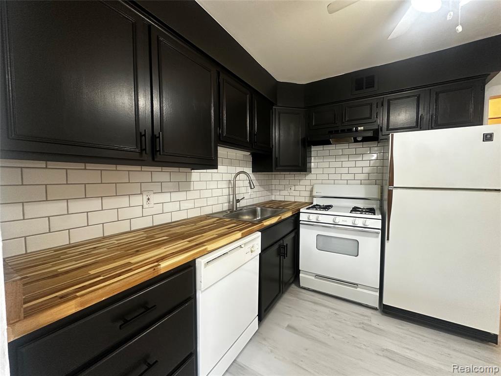 458 Fox Hills Drive N, Bloomfield Hills, MI 48304 — Photo 10