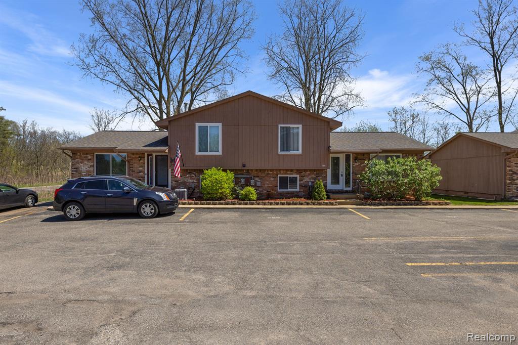 350 Oakwood Road, Ortonville, MI 48462 — Photo 27