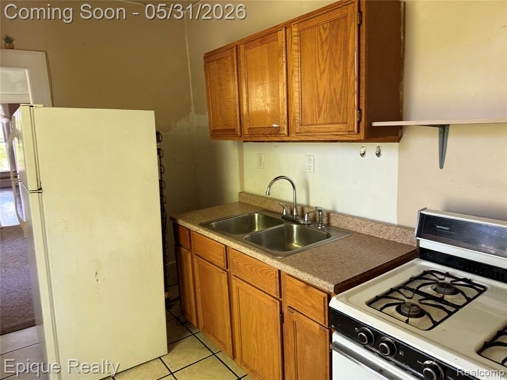 804 Court Street, Port Huron, MI 48060 — Photo 13