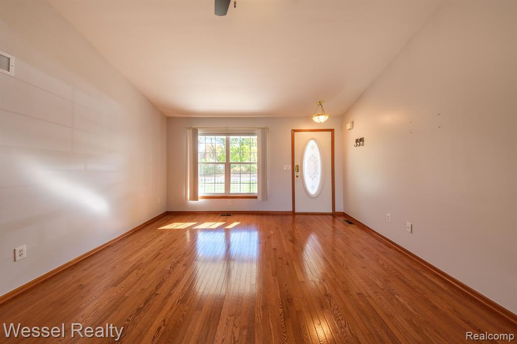 431 EWELL Street, Romeo, MI 48065 — Photo 7
