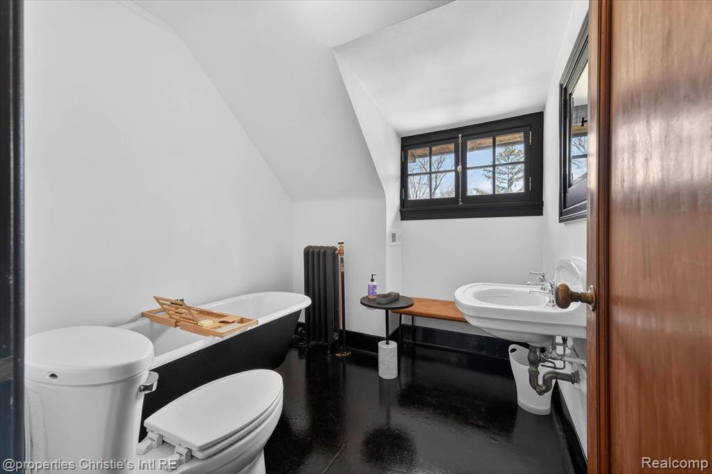 2150 Iroquois Street, Detroit, MI 48201 — Photo 53