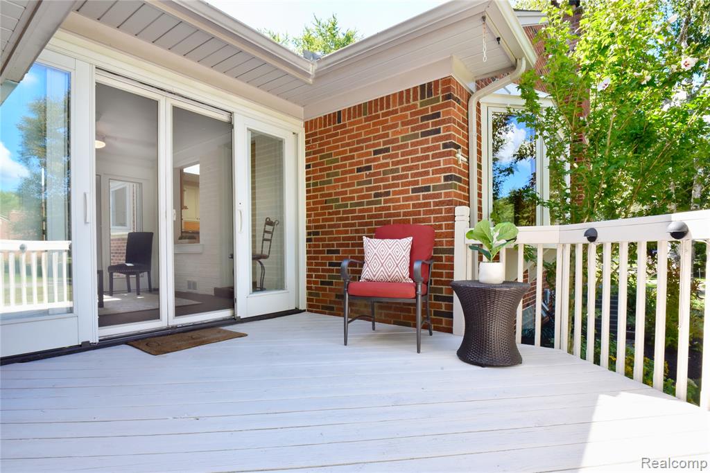 18146 Riverside Drive, Beverly Hills, MI 48025 — Photo 35