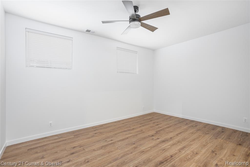 549 E Marshall Street, Ferndale, MI 48220 — Photo 16