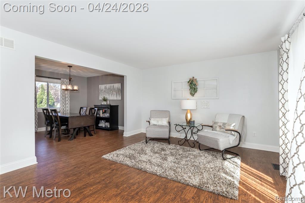 5267 Winchester Drive, Troy, MI 48085 — Photo 6