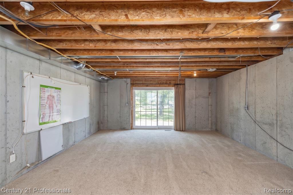 3251 Mann Road, Clarkston, MI — Photo 37