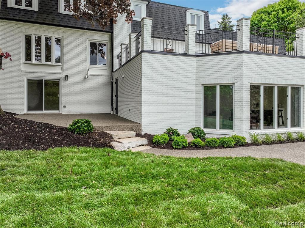 941 Viewland Drive, Rochester, MI 48309 — Photo 53