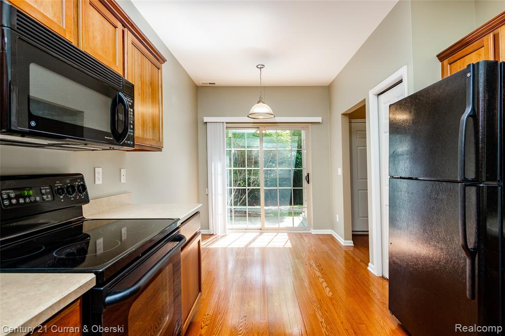 39660 Rockcrest Lane, Northville, MI — Photo 11