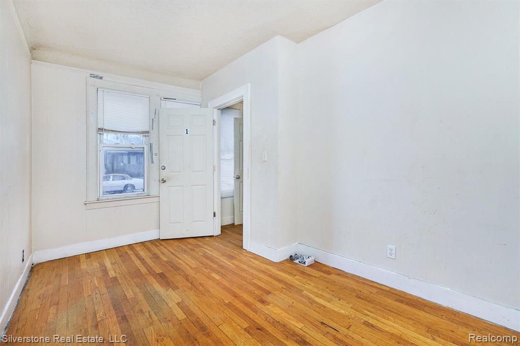 40 1/2 S MARSHALL Street, Pontiac, MI 48342 — Photo 4