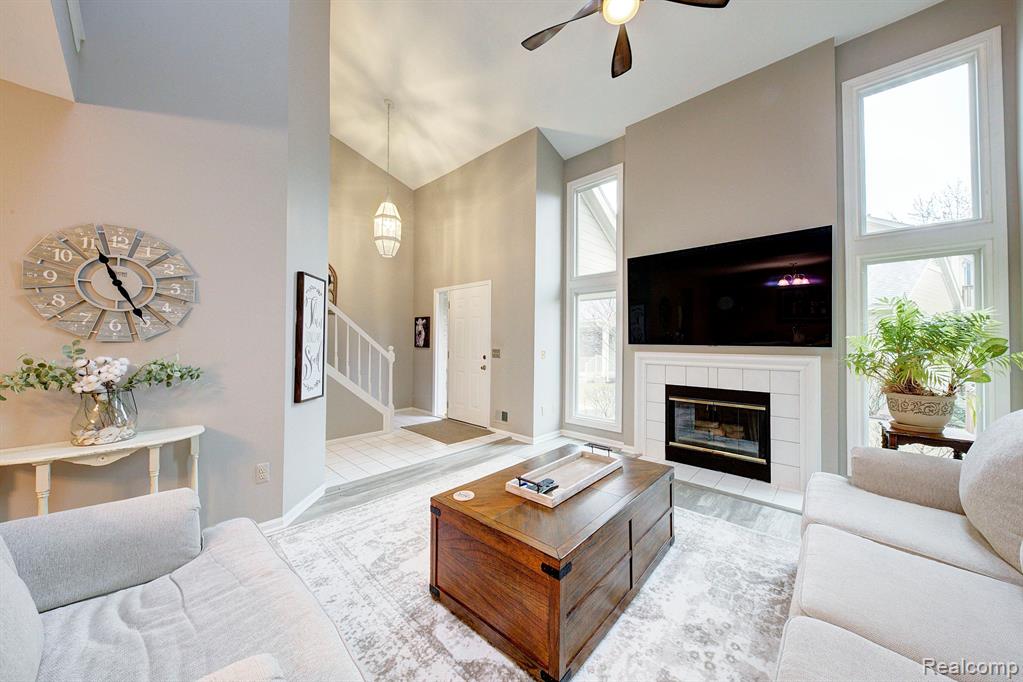 9329 EASTWIND Drive, Livonia, MI 48150 — Photo 14