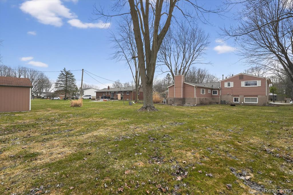 7336 Mustang Drive, Clarkston, MI — Photo 40