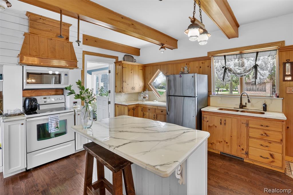 116 E Main Street, Otisville, MI 48463 — Photo 7