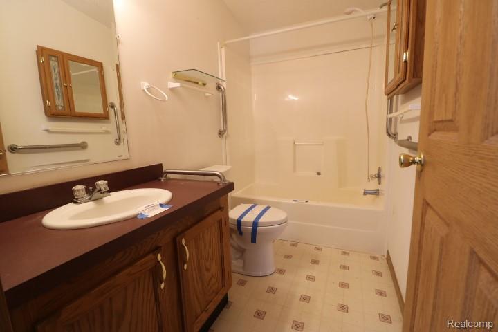 26 W Barnes Road, Fostoria, MI 48435 — Photo 12