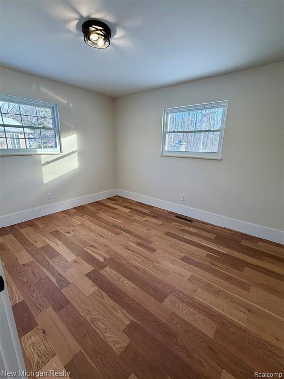 5511 Cottonwood Drive, Swartz Creek, MI 48473 — Photo 12
