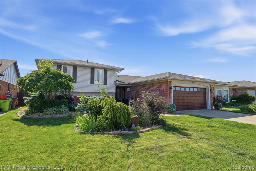 40567 Santoni Drive, Clinton Twp, MI 48038 — Photo 6