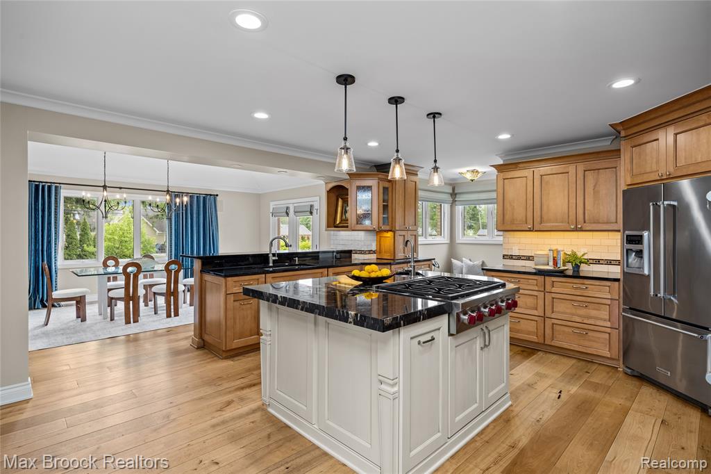 18341 Warwick Street W, Beverly Hills, MI 48025 — Photo 10
