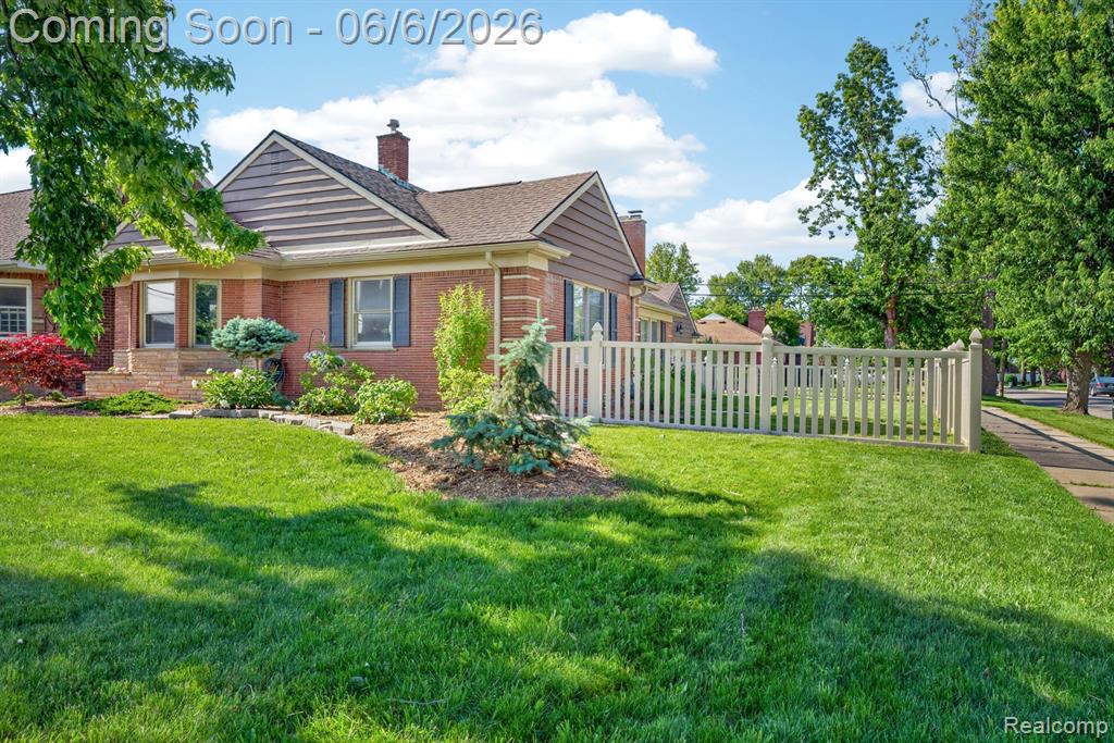 1710 23rd Street, Wyandotte, MI 48192 — Photo 2