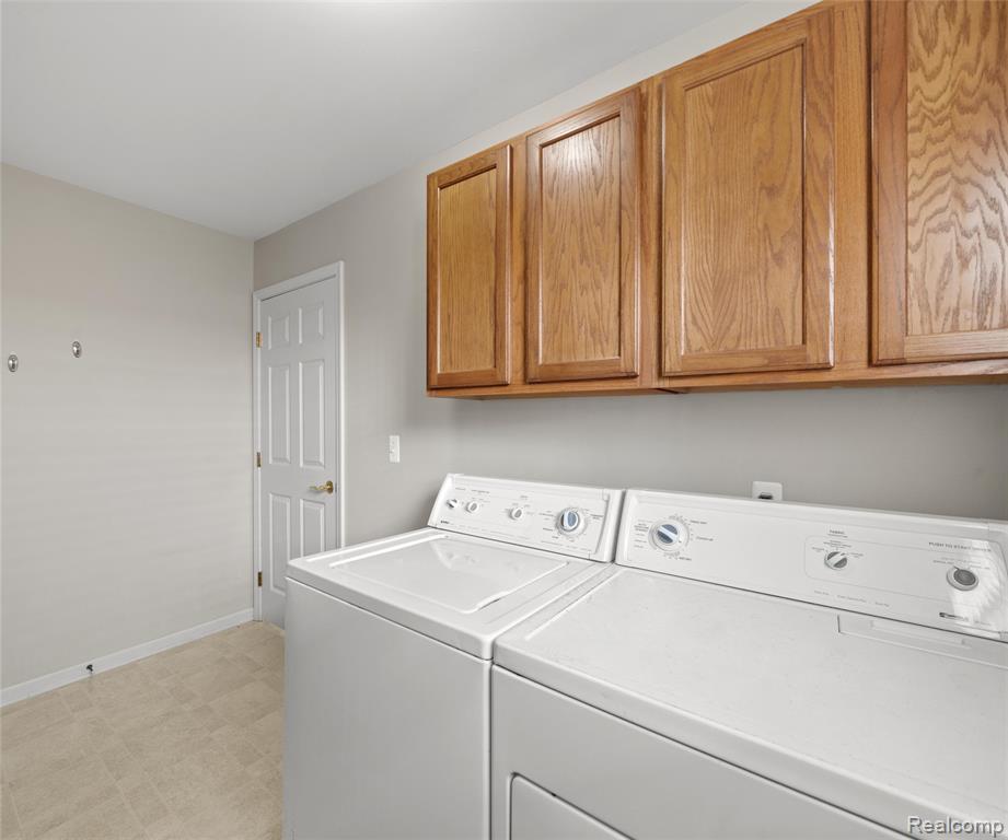 4090 Brighton Lane, 91, Canton, MI 48188 — Photo 27