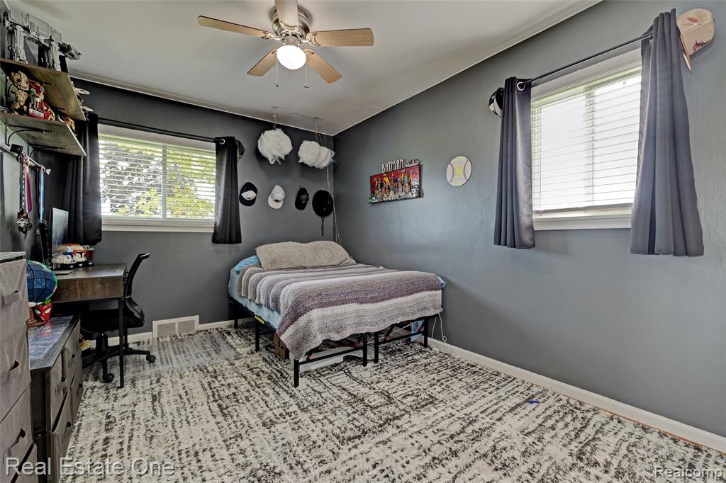 9772 Crawford Road, Columbus, MI — Photo 17