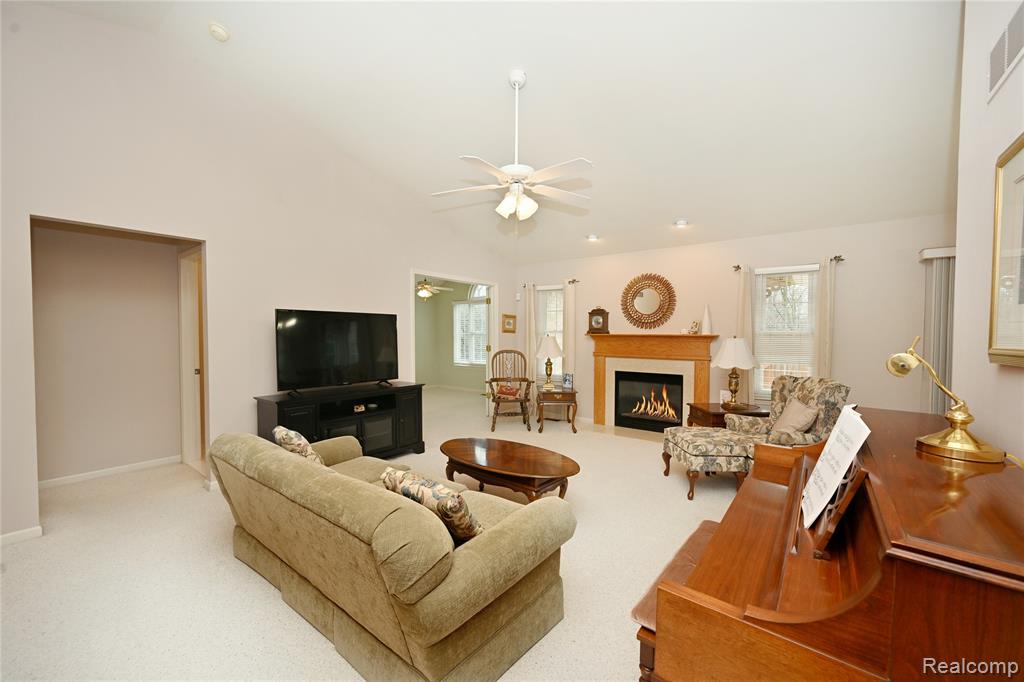 324 Cherry Hill Pointe Drive, 27, Canton, MI 48187 — Photo 7