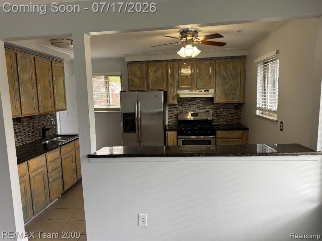 3912 S Gulley Road, Dearborn Heights, MI 48125 — Photo 4