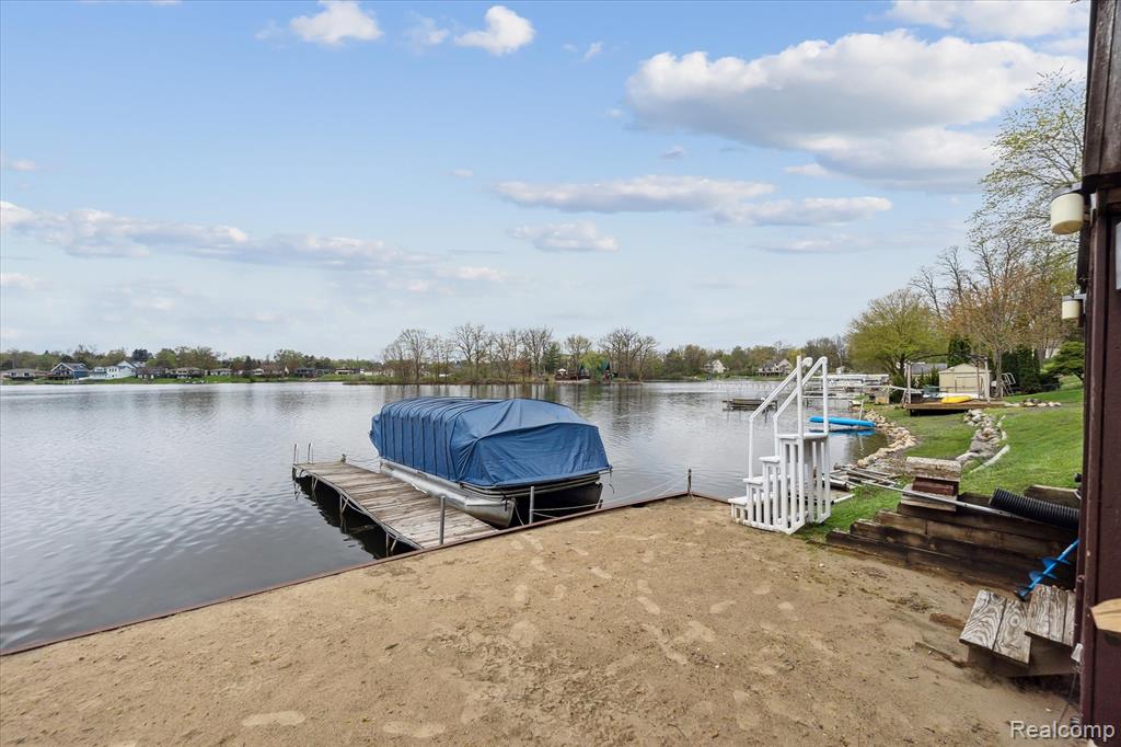 9669 NORMAN Road, Clarkston, MI 48348 — Photo 31