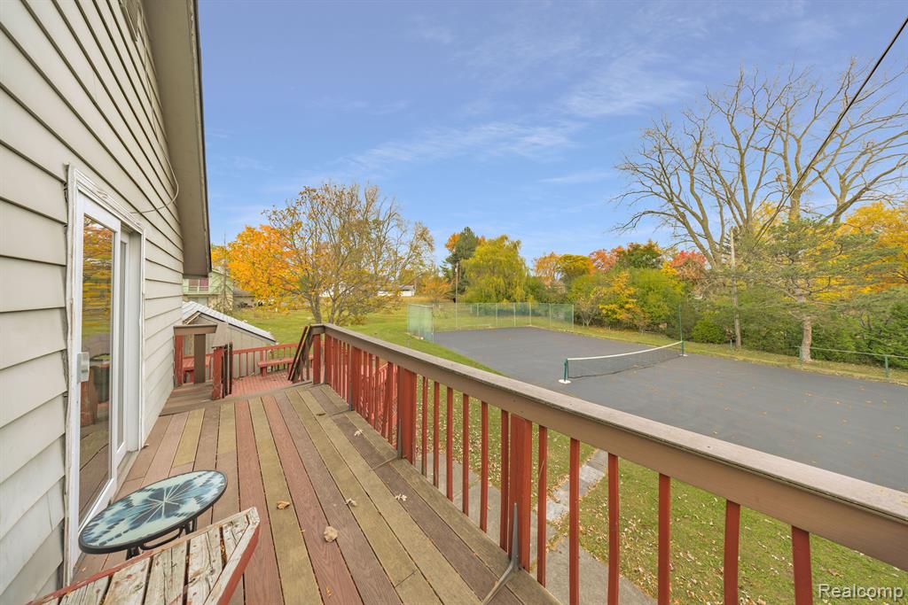 5731 FARMINGTON Road, West Bloomfield, MI — Photo 25